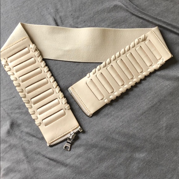 H&M Belt - Picture 3 of 5